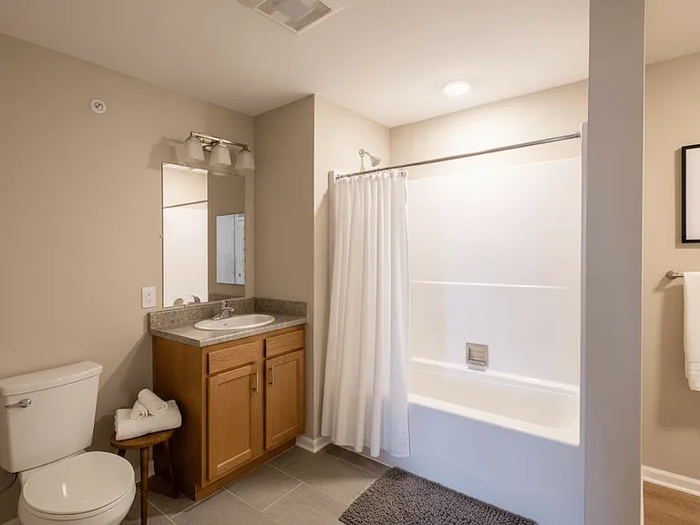 Zane Commons — Photo 30