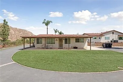 10374 Lake Summit Dr #B — Photo 1