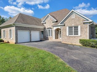 15 N Pointe Ln, Moneta, VA 24121