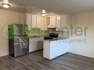 1065 Santiago Ave APT 6, Sacramento, CA 95815