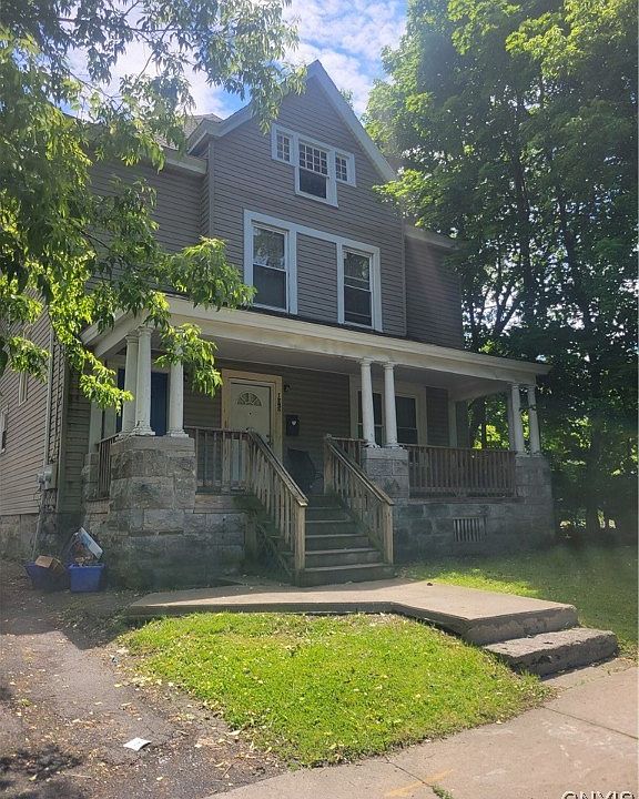 1st image of 705 Bellevue Ave