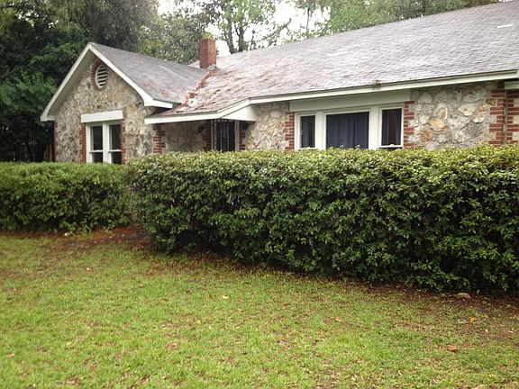 2nd image of 1635 NW 6th Ave