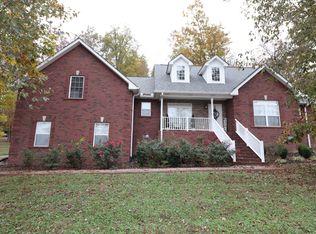 35 Acorn Trl, Hartsville, TN 37074