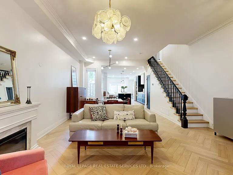 81 Major St — Photo 5