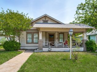 722 N Montclair Ave, Dallas, TX 75208