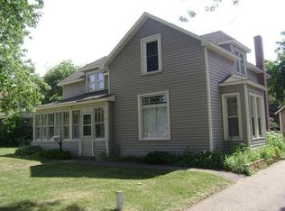 432 N 2nd St, River Falls, WI 54022
