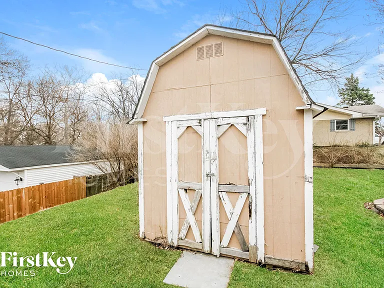 416 Ada Ln — Photo 14