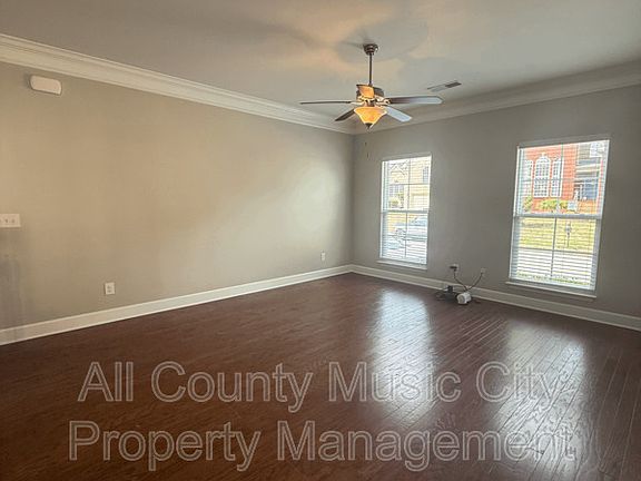 2nd image of 6721 Sunnywood Dr