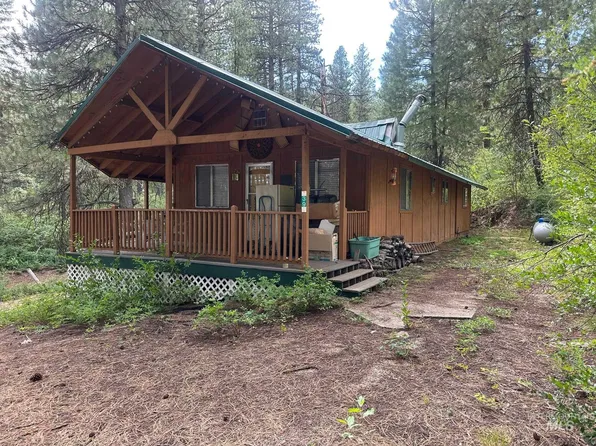 39 Mayflower Rd, Placerville, ID 83666