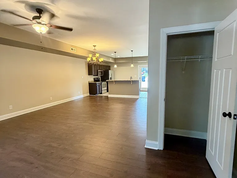126 Capital St — Photo 5