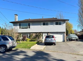 17884 57th Ave, Surrey, BC V3S 1H3
