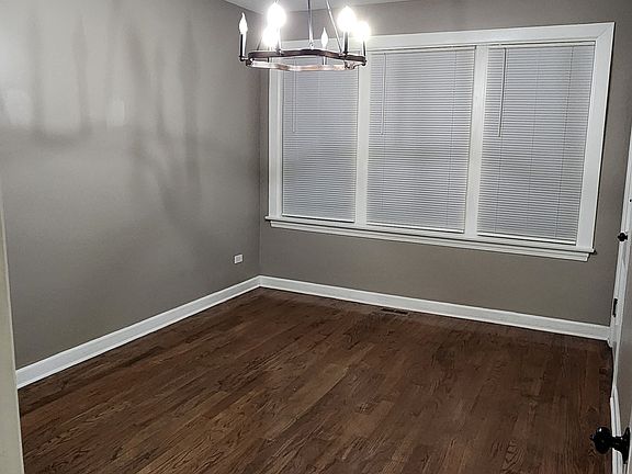 3rd image of 4511 S Washtenaw Ave #1