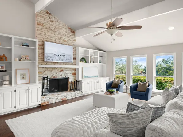 209 Crescent Blf, Lakeway, TX 78734