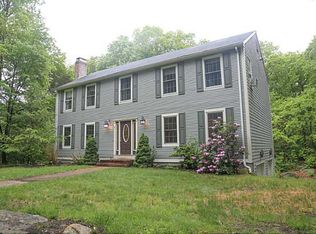 117 Franklin Rd, Scituate, RI 02825