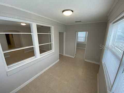 3rd image of 2102 Pullman Ave