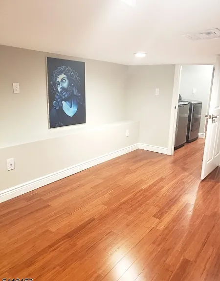 330 Carnegie Ct — Photo 25