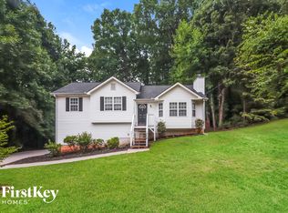358 Farm Brook Ln, Dallas, GA 30157