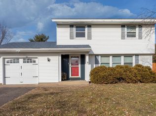 2205 Radatz Ave, Saint Paul, MN 55109