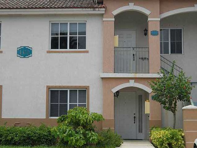 1st image of 1320 SE 31st Ct Unit 104-37