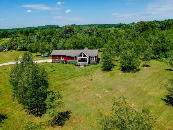 23994 Forest Shores Dr, Cassopolis, MI 49031