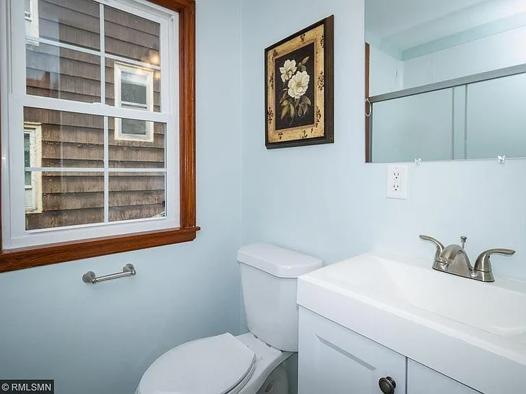 1520 Carroll Ave — Photo 9