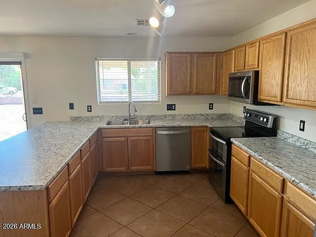 25727 W North Star Ct — Photo 4