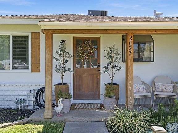 5th image of 2027 E Ash Avenue