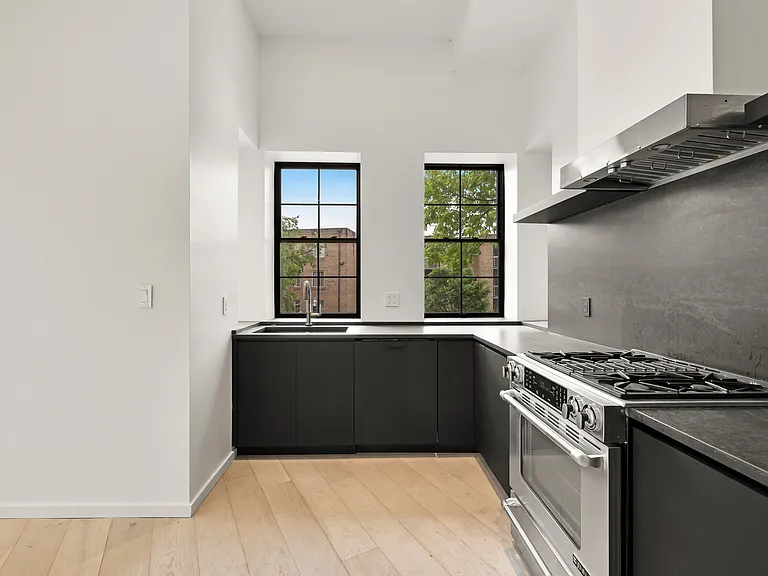 1451 Maryland Ave NE #Penthouse PENTHOUSE — Photo 15