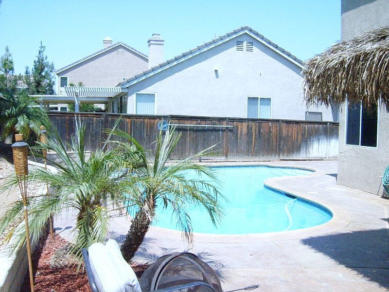 Pool & Spa