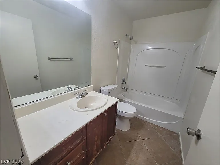 3665 Remington Grove Ave — Photo 43