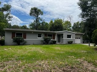 903 Myrtle Ave, Green Cove Springs, FL 32043