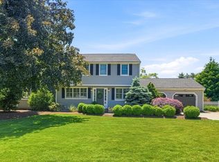 7 Lawrence Cir, Medfield, MA 02052