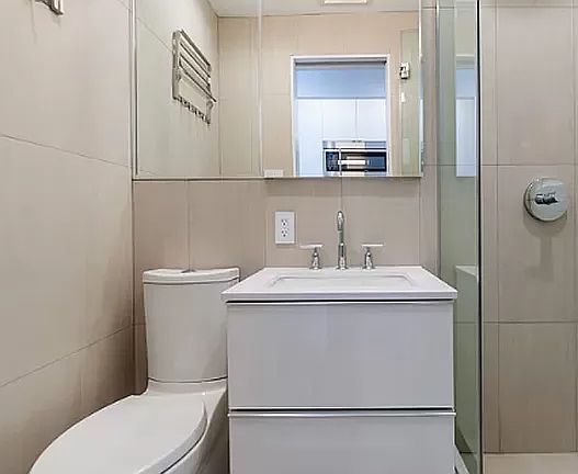 5th image of 250 Mulberry St APT 2