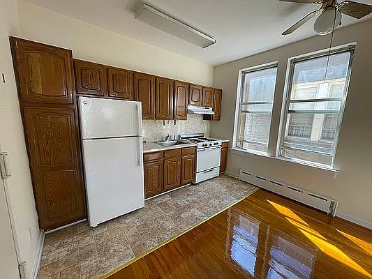 1st image of 2318 Steinway St APT 2R