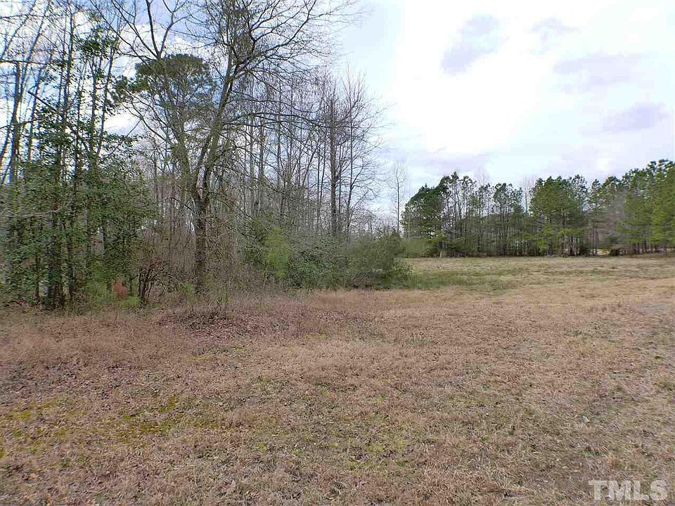 2nd image of 693 Ivey Rd