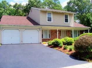 21 Eden Hollow Ln, Sicklerville, NJ 08081