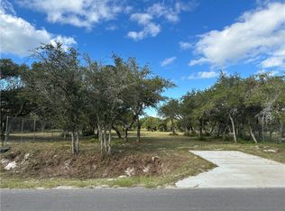 1713 Lone Star Rd, Rockport, TX 78382
