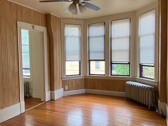 2nd image of 3069 N Central Park Ave #2R
