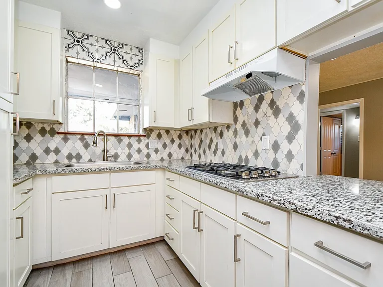 7619 W Gulf Bank Rd — Photo 9