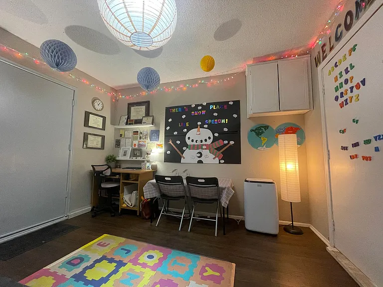 2046 Piccadilly Ln — Photo 37