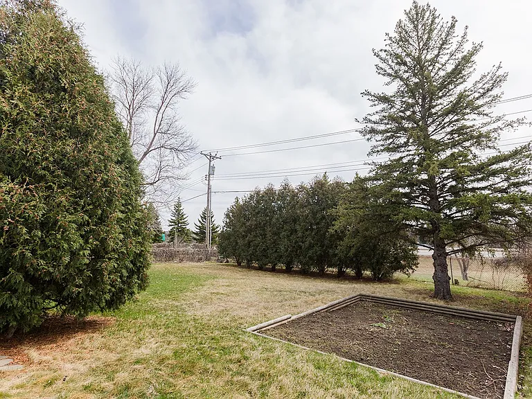 601 W Interstate Ave — Photo 48