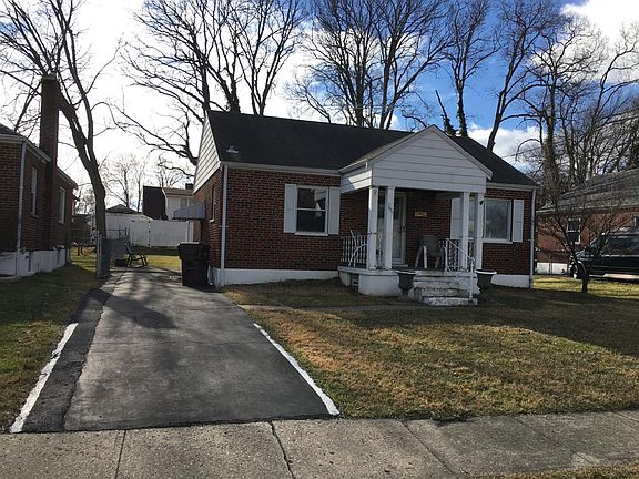 2nd image of 1617 Marilyn Ln