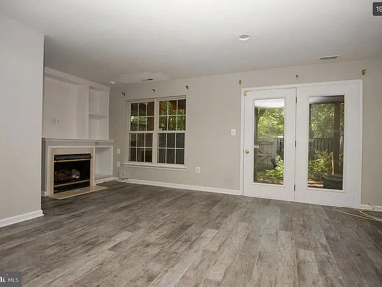 6251 Clara Edward Ter — Photo 19