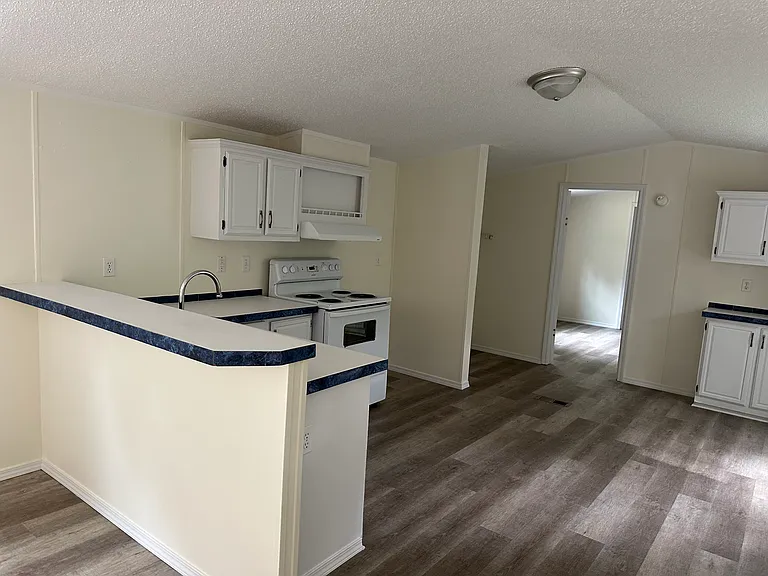 140 Baywood Trl — Photo 12