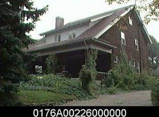 545 Briar Cliff Rd, Pittsburgh, PA 15221