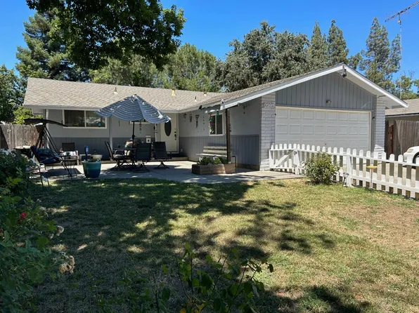 2793 Belmont Dr, Davis, CA 95618