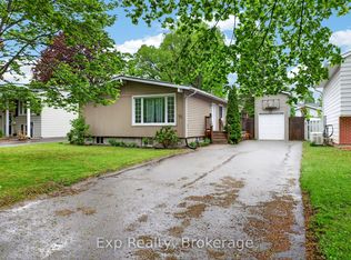 25 McQuade Dr, Quinte West, ON K8V 2G2
