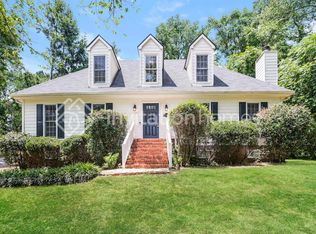 500 Clear Lake Ln, Suwanee, GA 30024