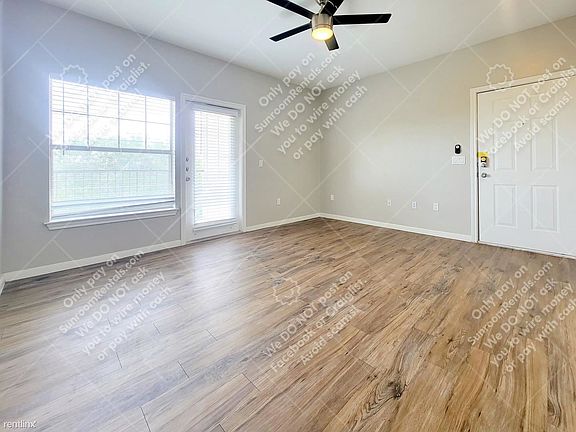4th image of 2320 Gracy Farms Ln APT 823