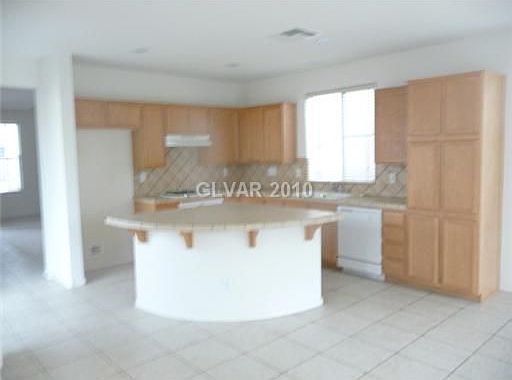 3rd image of 10283 Garden State Dr